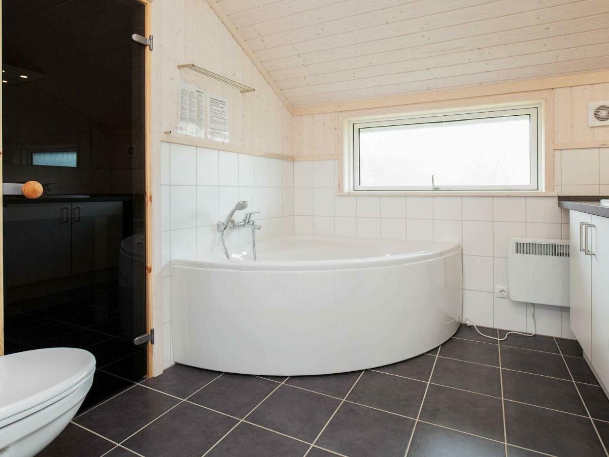 8 Person Holiday Home In Gro Enbrode Großenbrode Εξωτερικό φωτογραφία